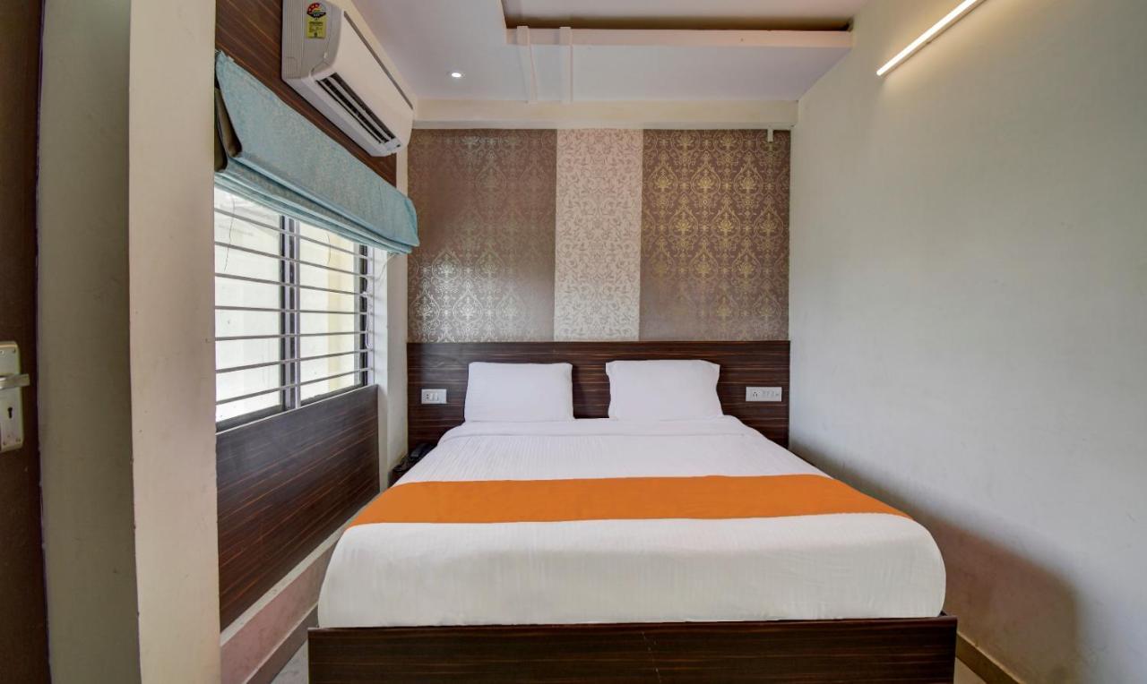 Hotel Radha Nikunj Residency Джайпур Екстериор снимка