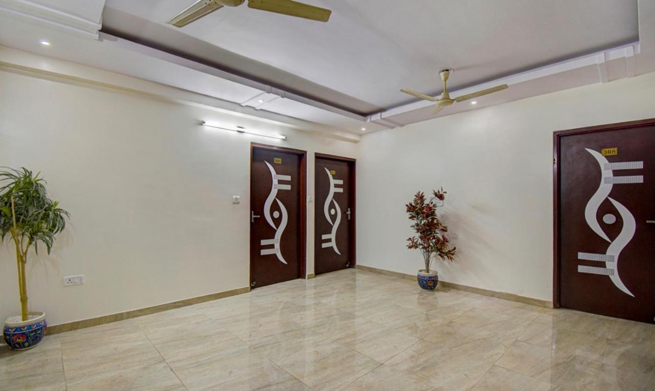 Hotel Radha Nikunj Residency Джайпур Екстериор снимка