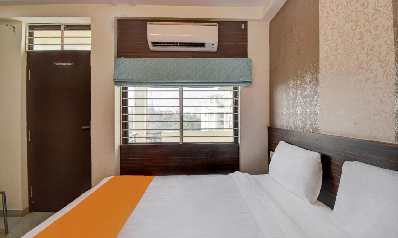 Hotel Radha Nikunj Residency Джайпур Екстериор снимка